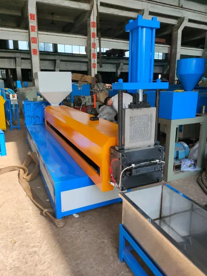 Machine tissée d'extrudeuse de granulateur de recyclage de sac tissé par film de LDPE de HDPE de rebut